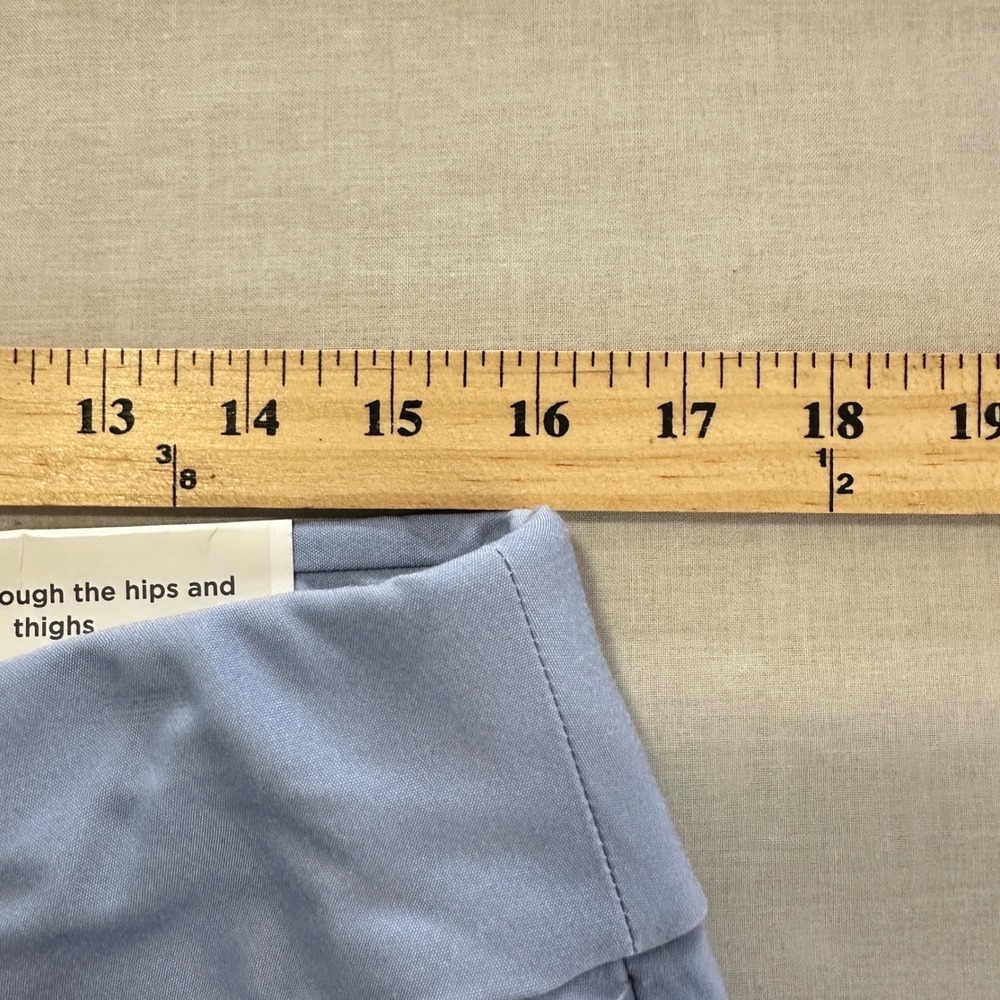Christopher & Banks Women's 10 Capri Pants Blue Signature Slimming Mid-Rise New - Picture 5 of 8